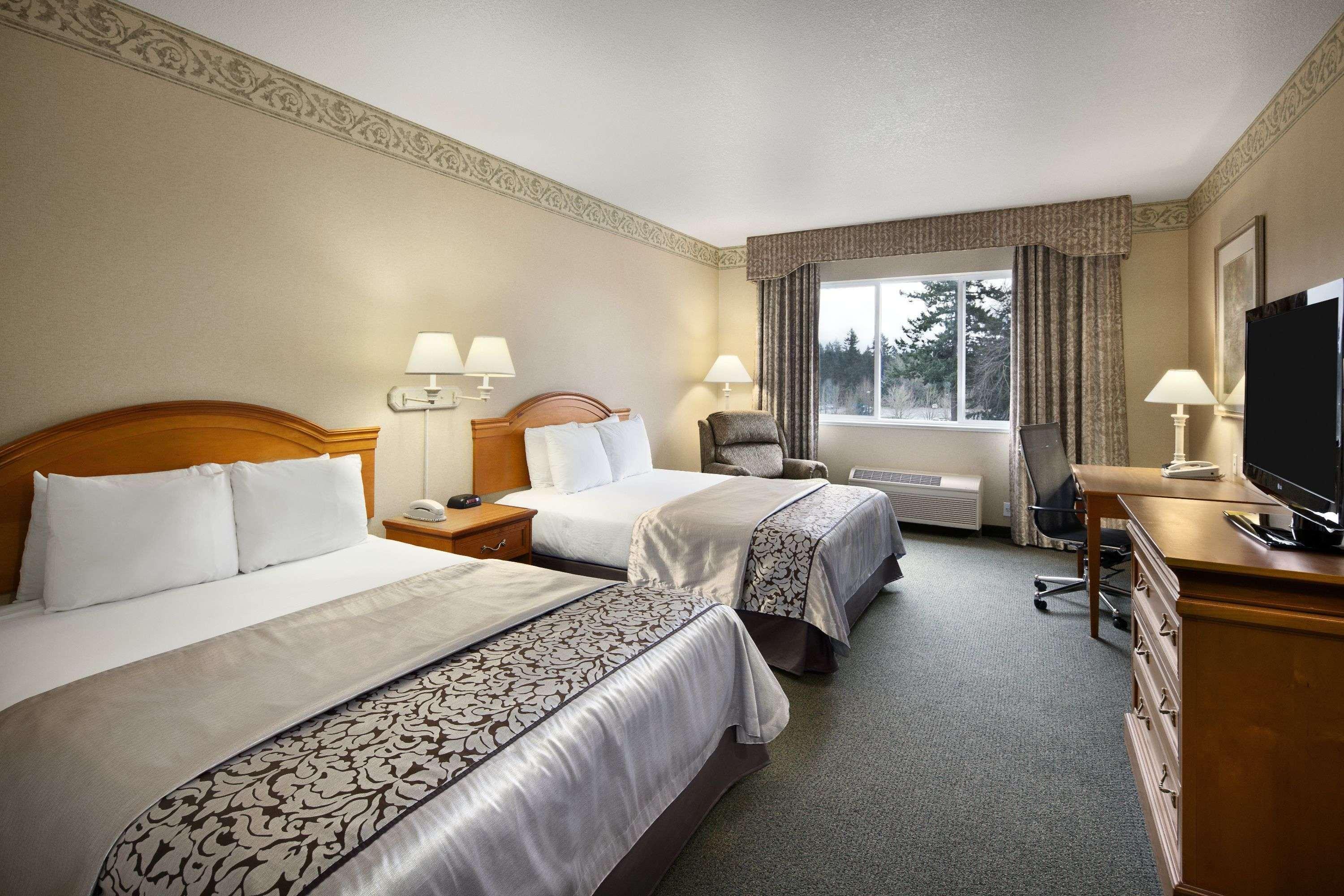 מלון Ramada By Wyndham אולימפיה מראה חיצוני תמונה